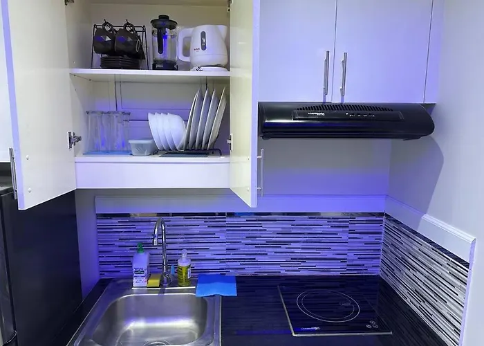 The Quin Place 1br 200mbps Wifi Manila