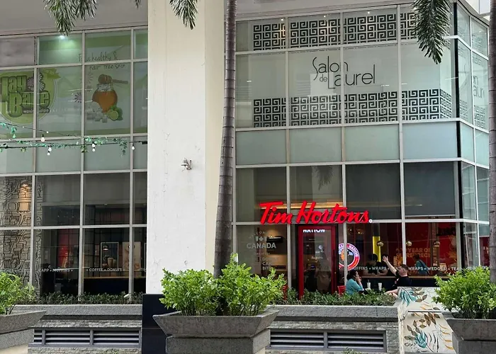 The Quin Place 1br 200mbps Wifi Apartment Manila